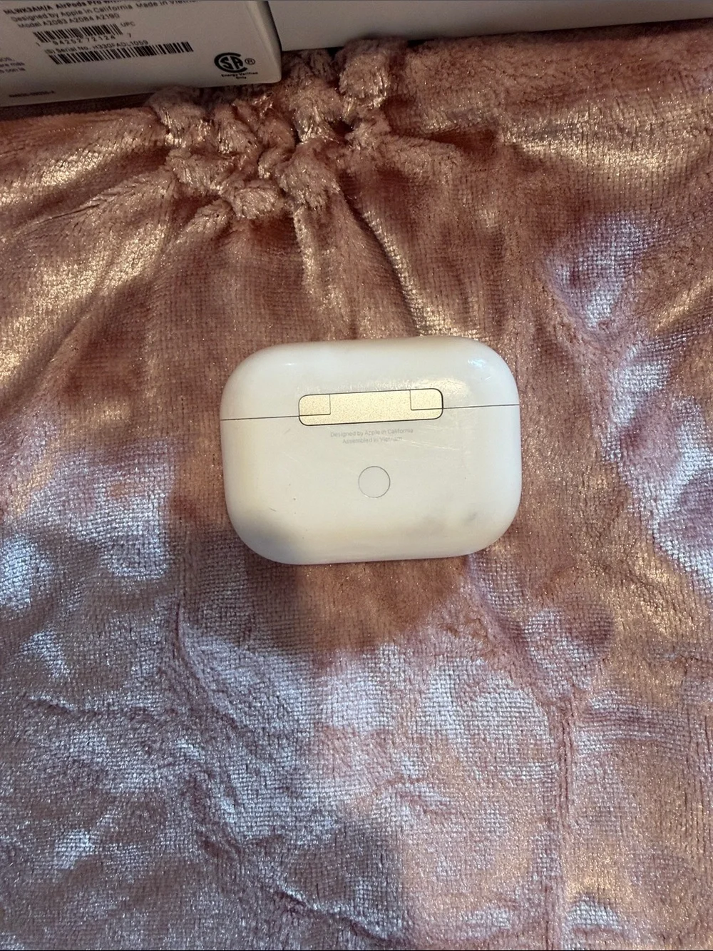 Apple AirPods Pro with MagSafe Charging Case